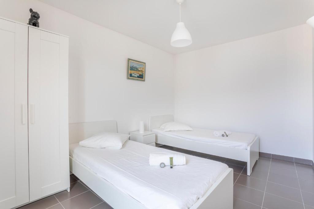 NEW JOLIETTE Comfortable Apartment well located with private parking - 5
