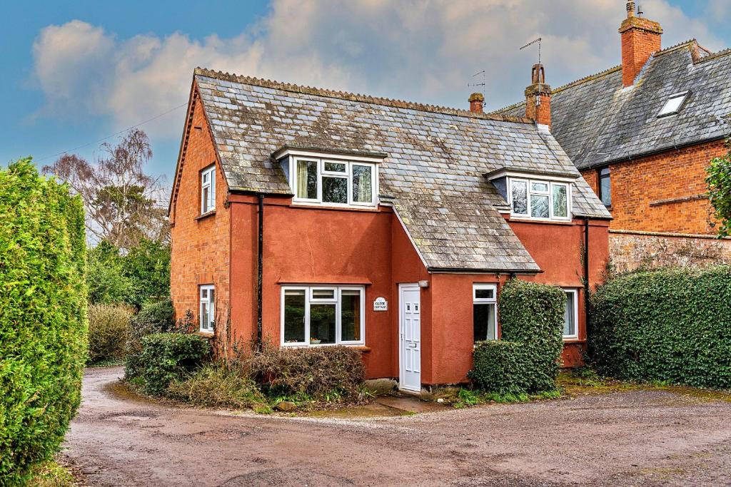 Finest Retreats - Glebe Cottage, Wellington