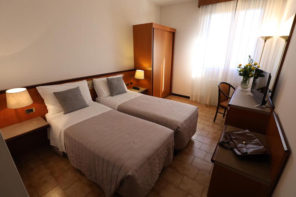Grand Hotel Bologna Congress & Wellness photo