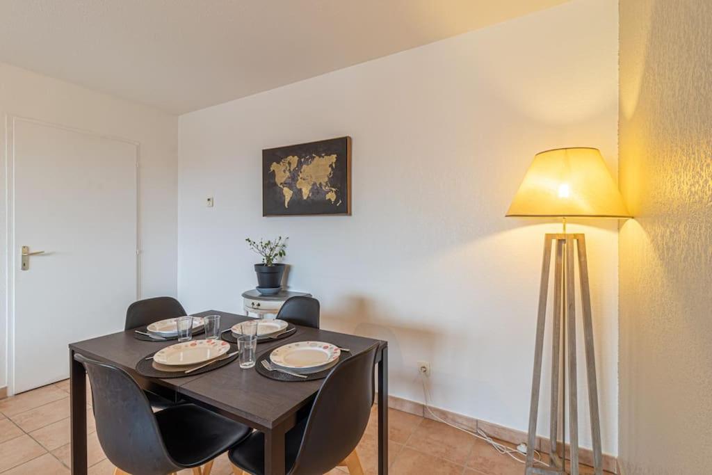 1 Allée De La Coopérative Annemasse Apartment ZenBNB / Le Cheminot / Hyper-Centre / 2 min. Gare, Apartment