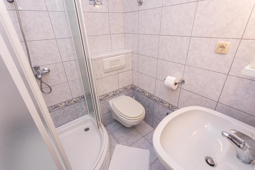 Apartments Crnekovic I Zarok photo
