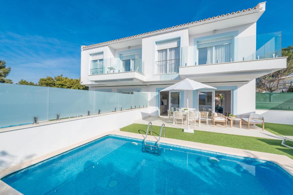 NEW! Villa del Lago 2, Alcudia Beach, Mallorca - 4