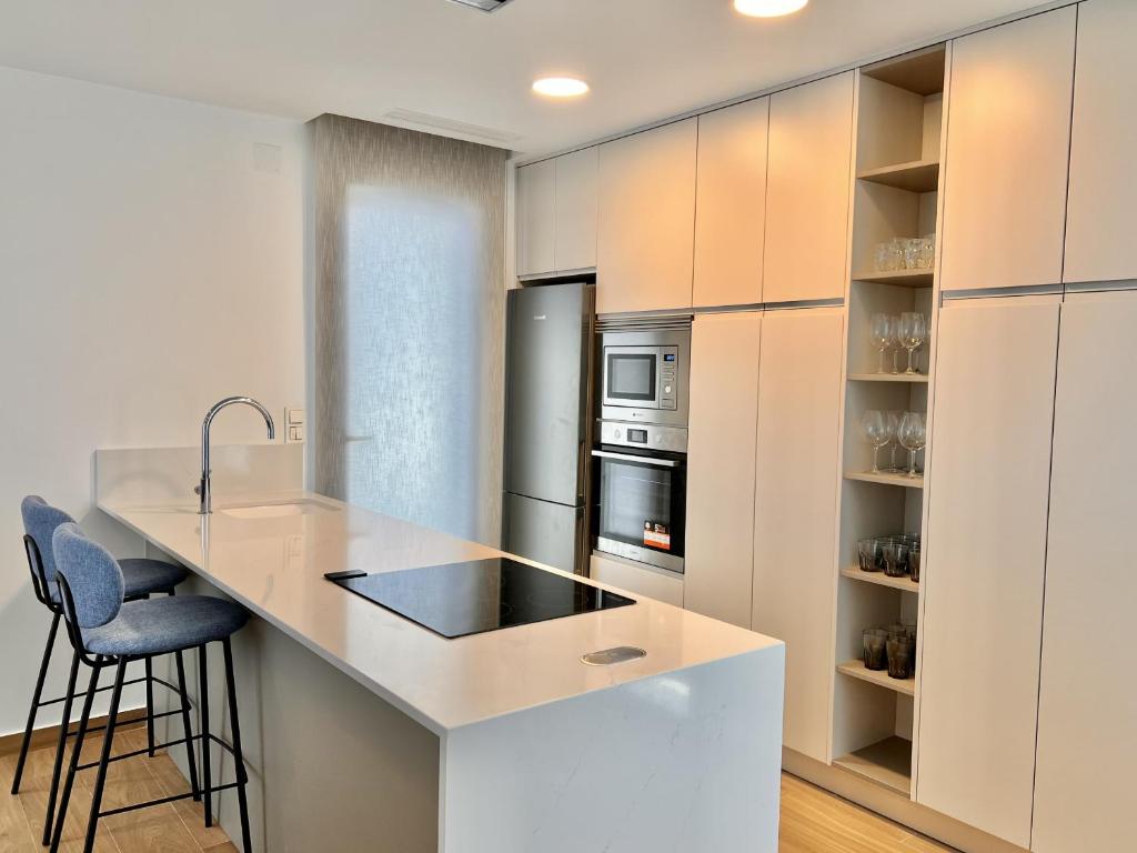 La Masion de Tout Seasonal Rental - 2