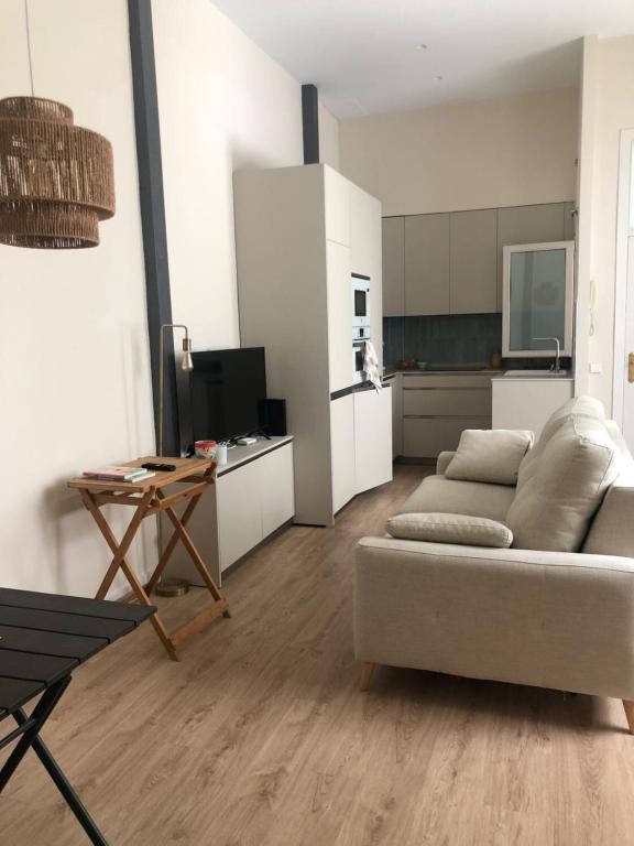 APARTAMENTO PREMIUM EN PLAZA MINA Minimalismo y confort a pasos del mar - 1
