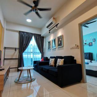 reSTARY - Snow White, Sutera Avenue Infinity Pool - Imago Opposite - KK City- 2BR,5Pax 来沙旅 白雪公主主题公寓 - 无边际日落海景泳池 - Imago商场对面 - KK市中心 - 2房5人, Kota Kinabalu