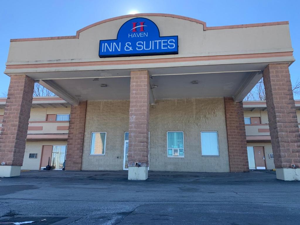 Haven Inn &amp; Suites St Louis Hazelwood - Airport North — Hotel in Hazelwood (MO)