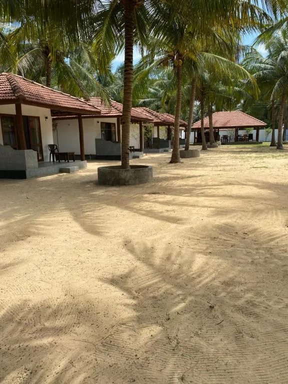Sea Sand Resort, hotel in Kalpitiya