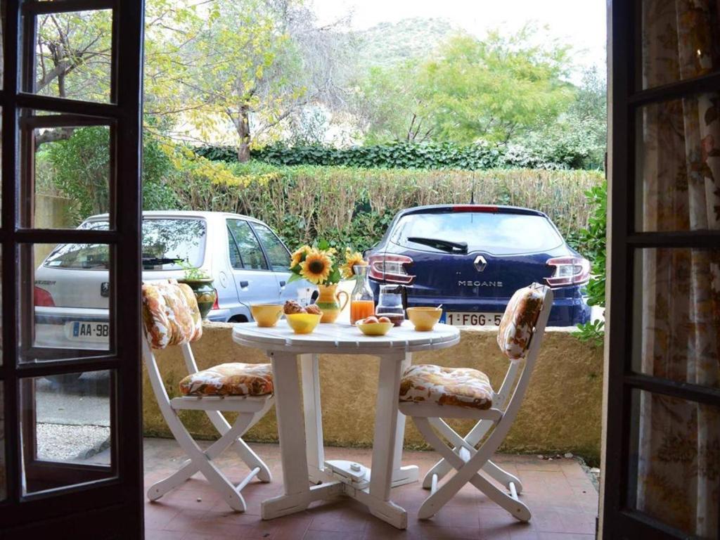 Studio avec Terrasse, Parking, à 500m de la Plage - Le Lavandou - FR-1-251-66 - 3