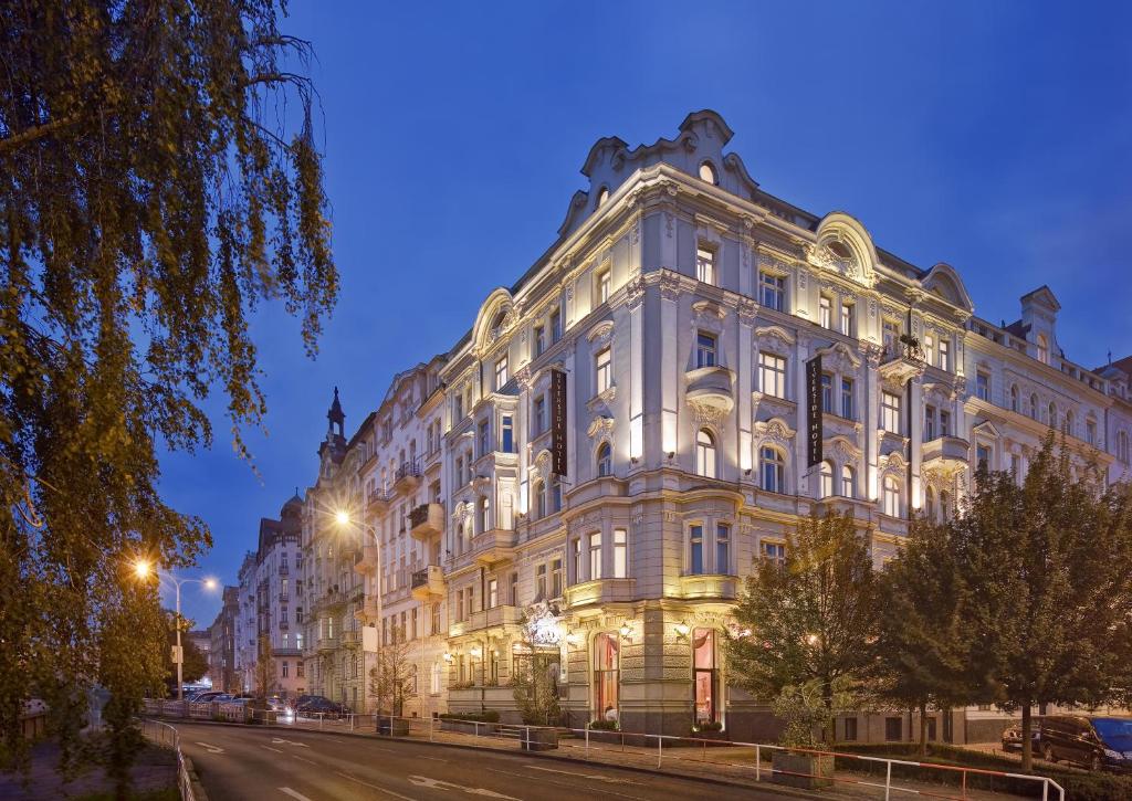 Entrance, Mamaison Hotel Riverside Prague in Prague