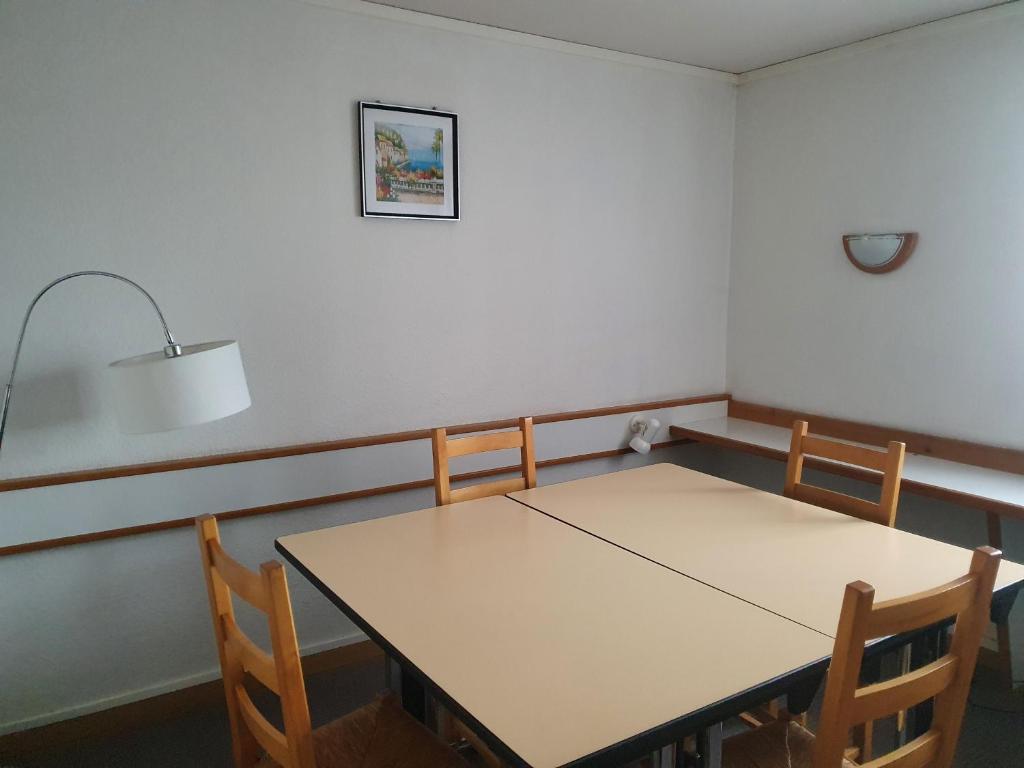 HOTEL Chateau-Thierry Centre photo