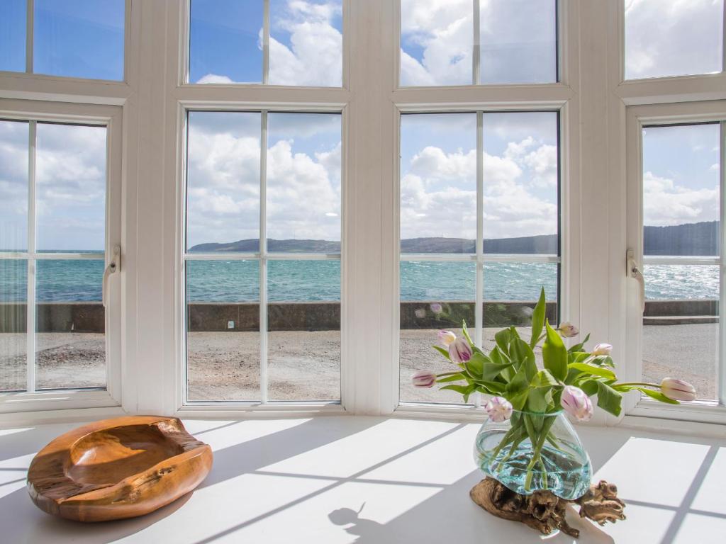 2 The Coach House, Pentraeth