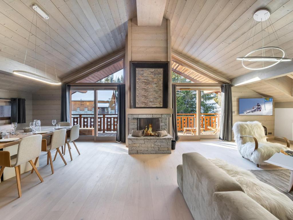 Appartement neuf et contemporain avec cheminée, proche pistes de Méribel - FR-1-565-61 - 1