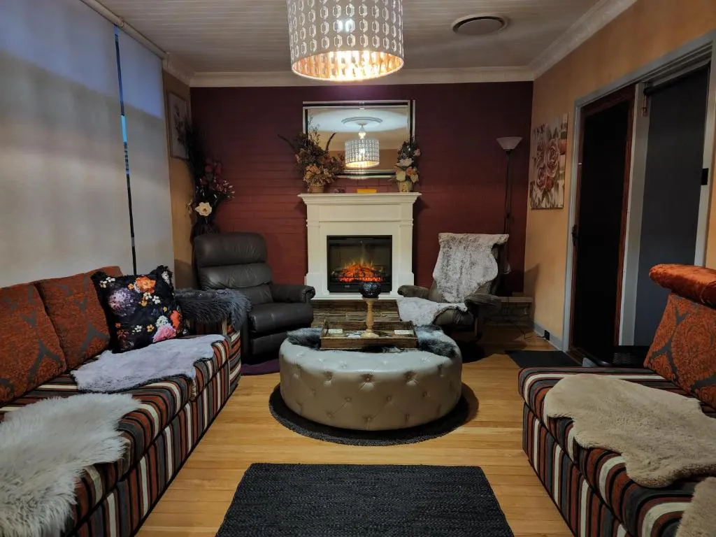 Boutique style accomodation near Busselton Jetty，位于巴瑟尔顿的酒店