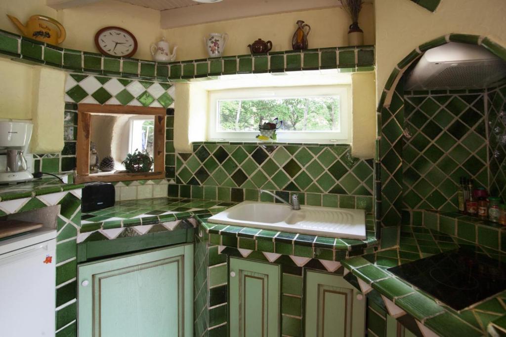 Gite au calme l'eclaircie, Régusse