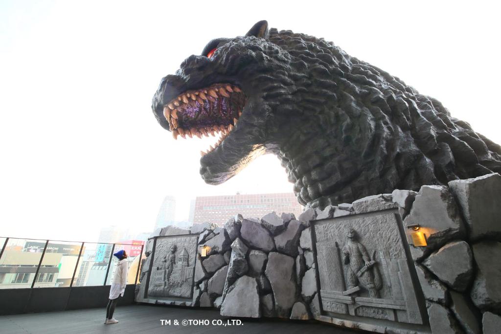 Godzilla Head on Hotel Gracery Shinjuku