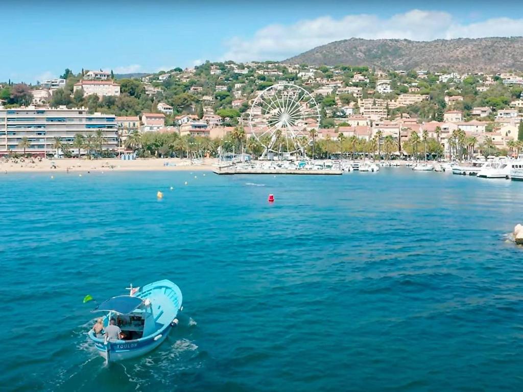 Charmant T2 climatisé avec grande terrasse, piscine et parking privatif, proche plage et commerces. - FR-1-251-441 - 4