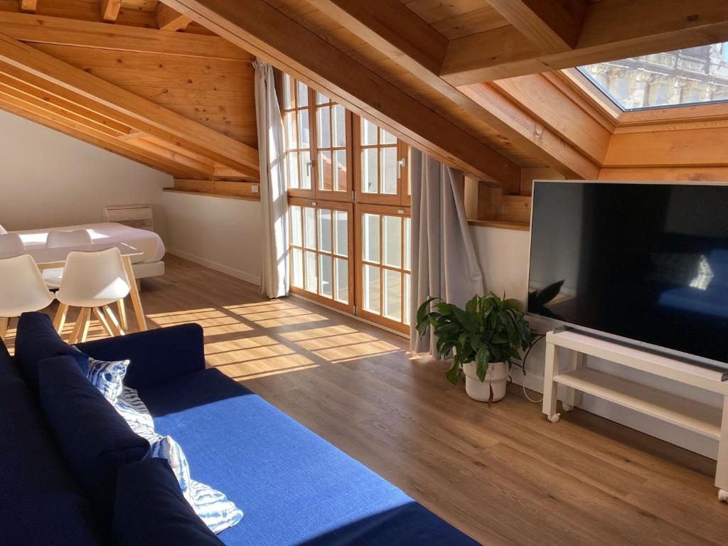 Apartamentos Mundaka Surf Camp — Hotel in Mundaka