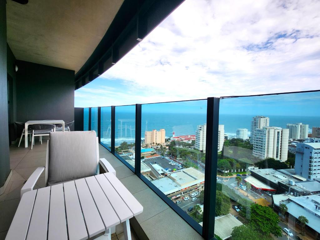 1908 Oceans Apartment - by Stay in Umhlanga, Durban