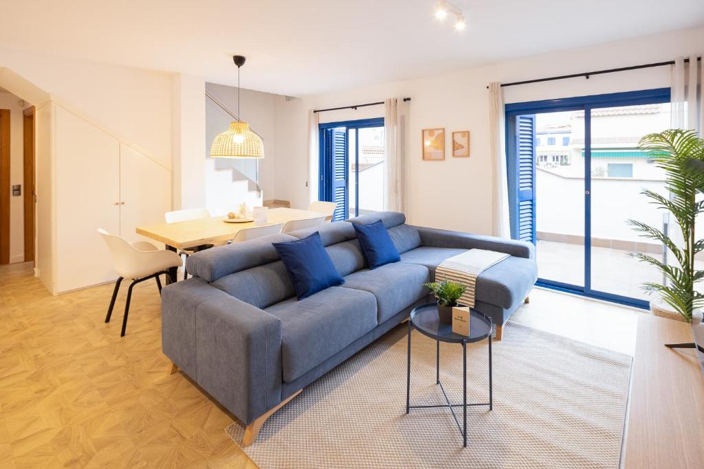 Lucas House Apartments by Sitges Group - 2