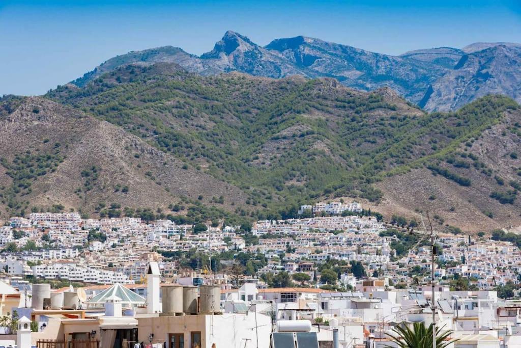 Old town Nerja, stunning sea views - 5