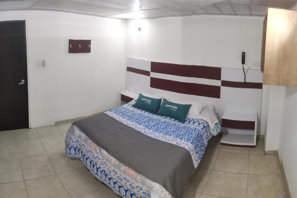Ayenda Gold House - 5