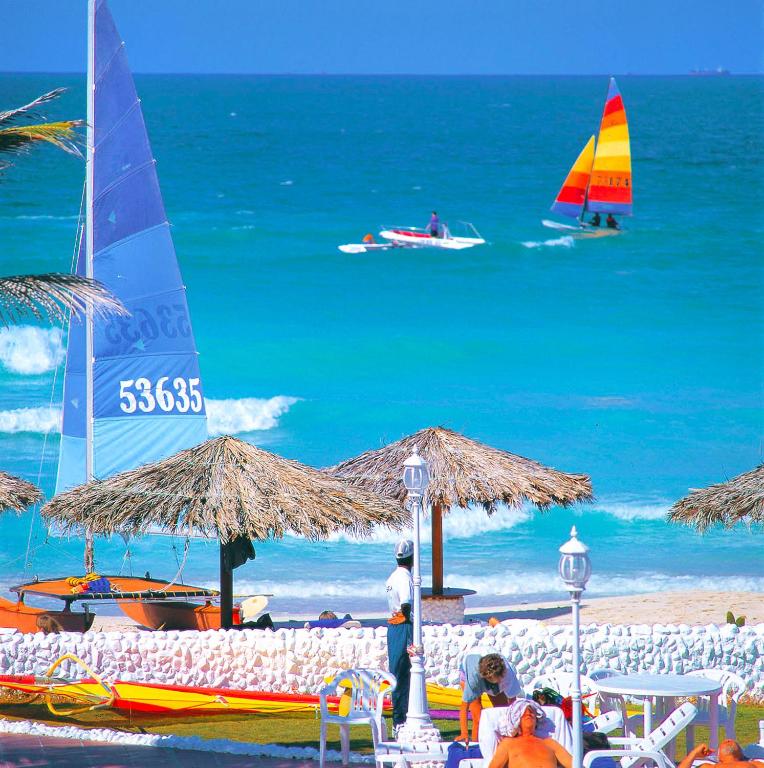 Lou Lou'a Beach Resort photo