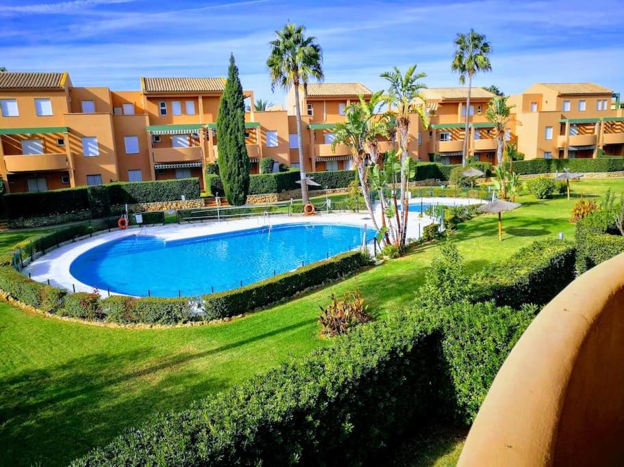 Novo SanctiPetri Jardín del Golf playa