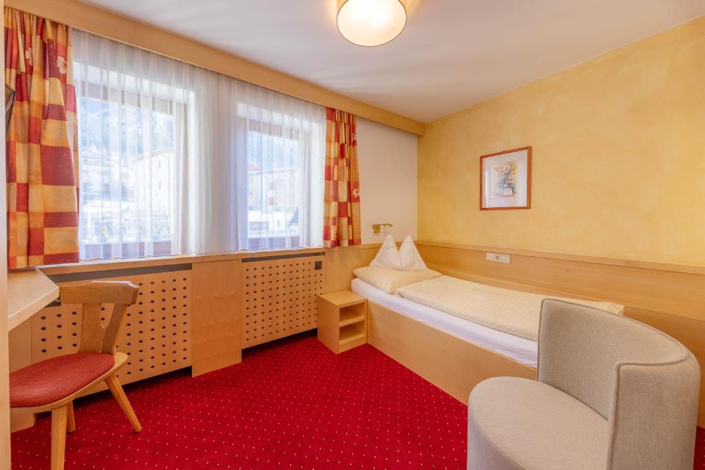 Hotel Schwarzer Adler photo