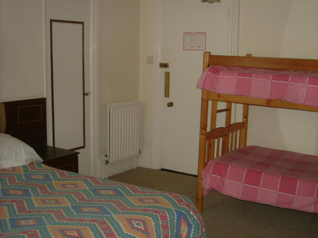 Thalatta Guest House photo