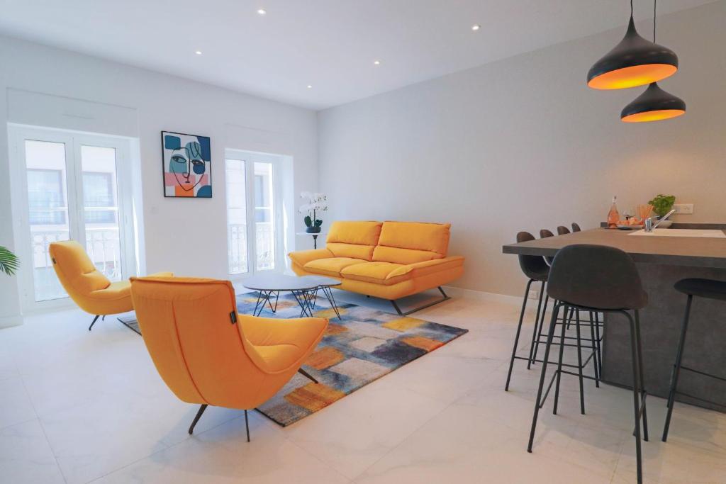 NAPOLEON Luxurious renovated apartment 1min from Palais - 1