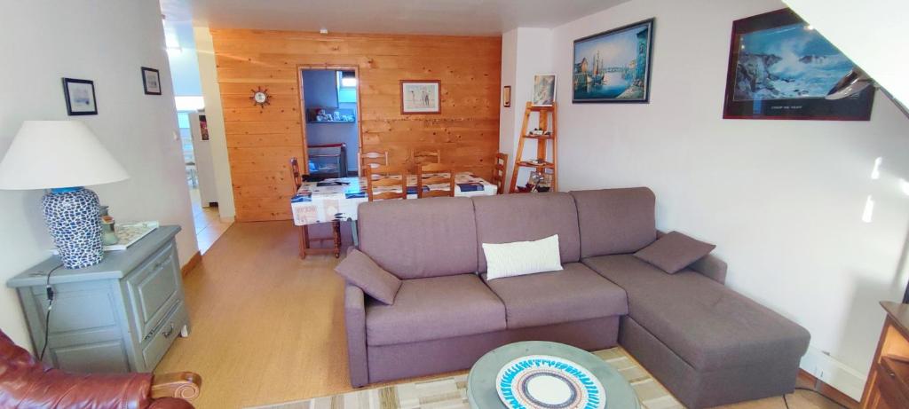 Grand et bel appartement 77m2 avec jardin, à proximité immédiate des plages 1,8km - 2