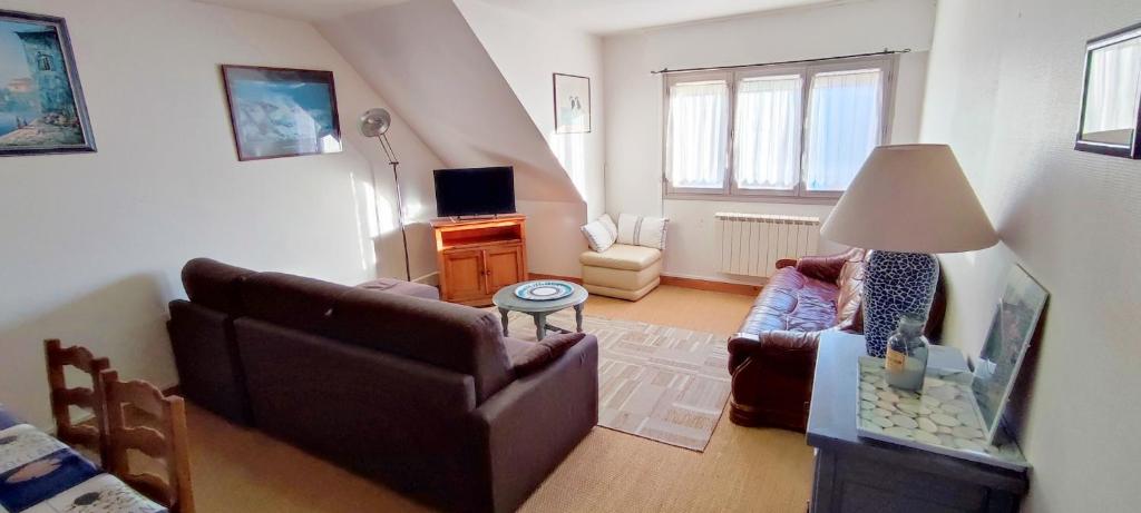 Grand et bel appartement 77m2 avec jardin, à proximité immédiate des plages 1,8km - 4