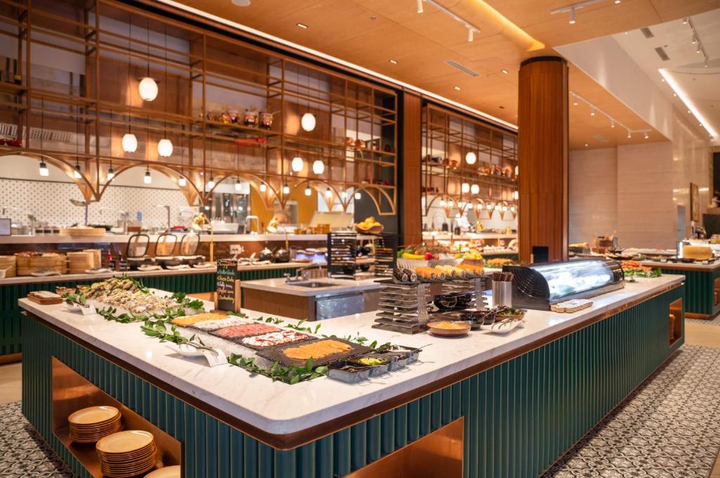 Ho Chi Minh City Lotte Hotel Saigon dining
