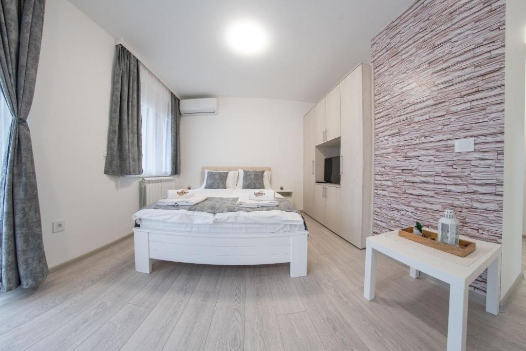 Pegasus apartments - 4