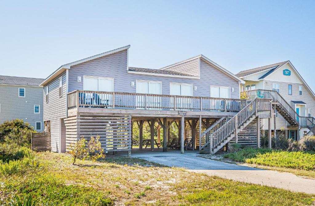 Prissy Gale, Whalebone