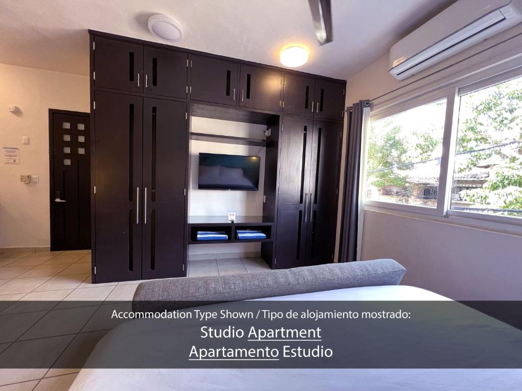 Cardenas Suites photo