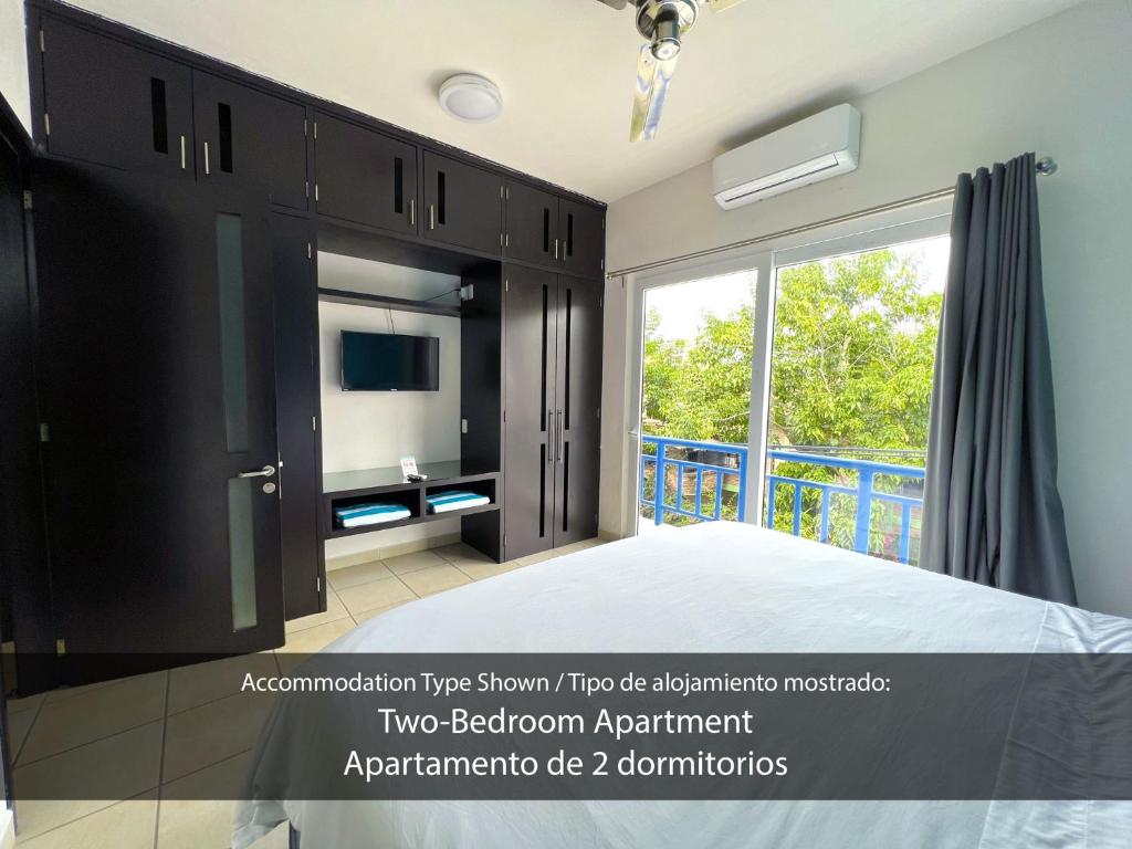 Cardenas Suites photo