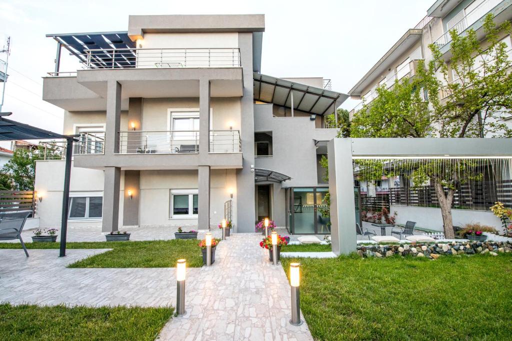 StayInn Luxury Apartments — Hotel in Chalkidiki