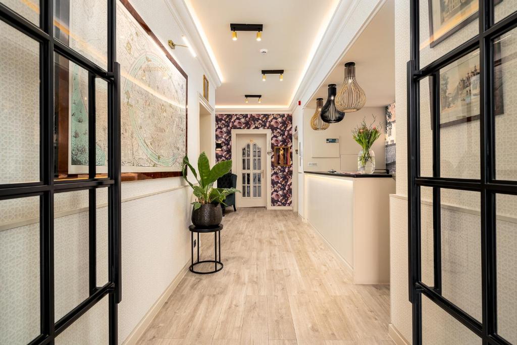 Jacobs Hotel photo