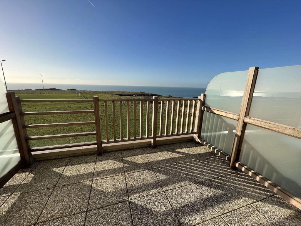 Duplex à Wimereux avec Balcon, Parking et Wi-Fi - FR-1-675-16 - 4