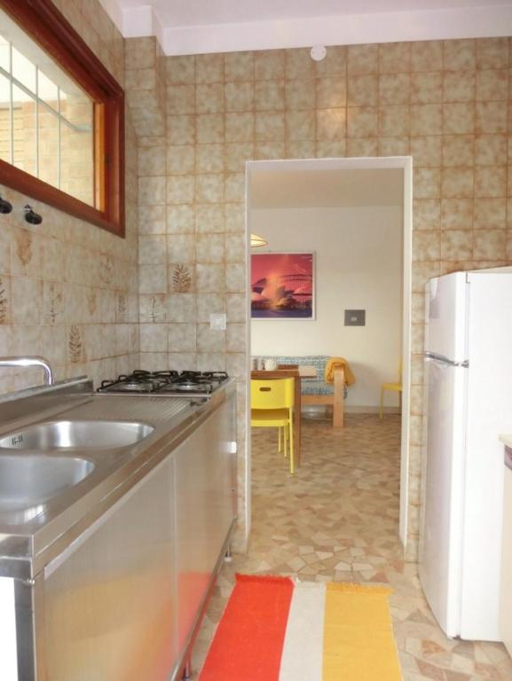 Charming seaside villa with garden - 4