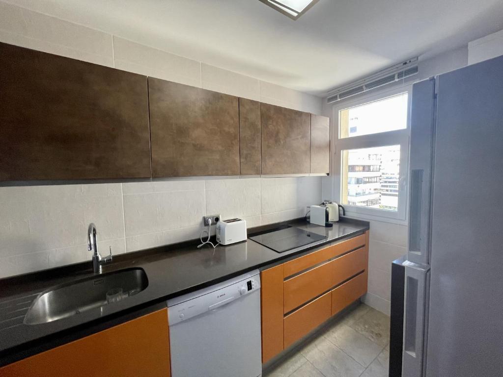 Exclusive beachfront apartment Torremolinos - pool - paddle - tenis - wifi - central aircon - 5