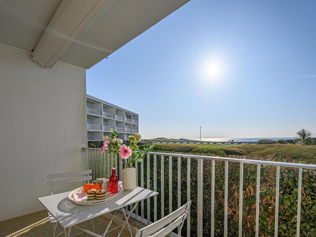 Studio Les Trois Iles-13 by Interhome - 4