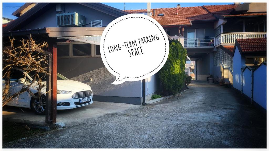 Apartment Anna - FREE PICKUP from or DROP OFF to Zagreb airport - please give three days advance not photo