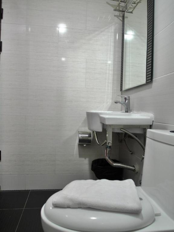 Classic Kinabalu Hotel photo