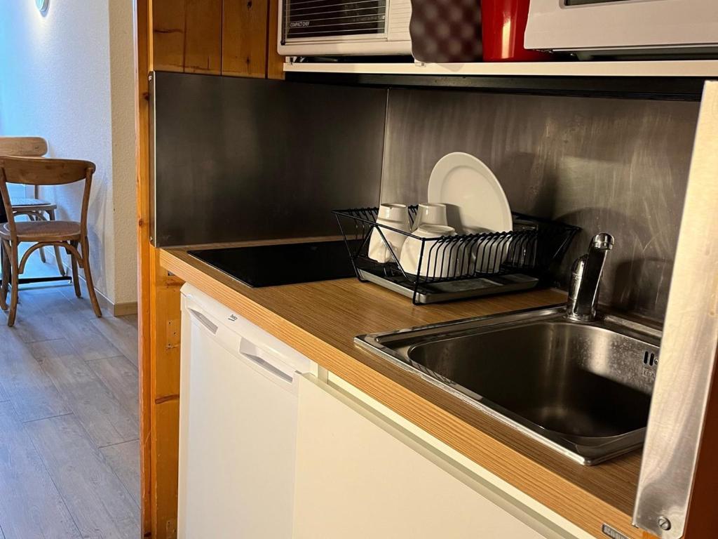 Studio rénové ski aux pieds avec balcon - FR-1-346-550 - 4