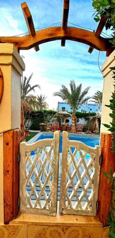 Surfers-Lounge-Dahab Lagoon with Swimming-Pool - Breakfast - Garden - Beduintent - BBQ - Jacuzzi photo