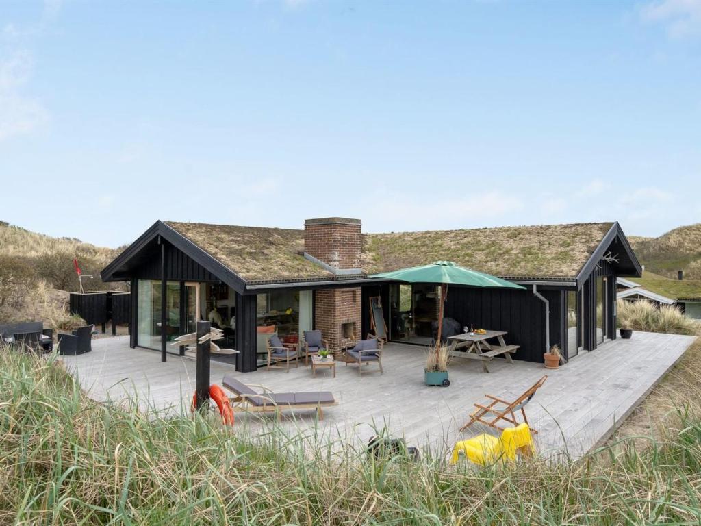 Holiday Home Simeona - 140m from the sea in NW Jutland