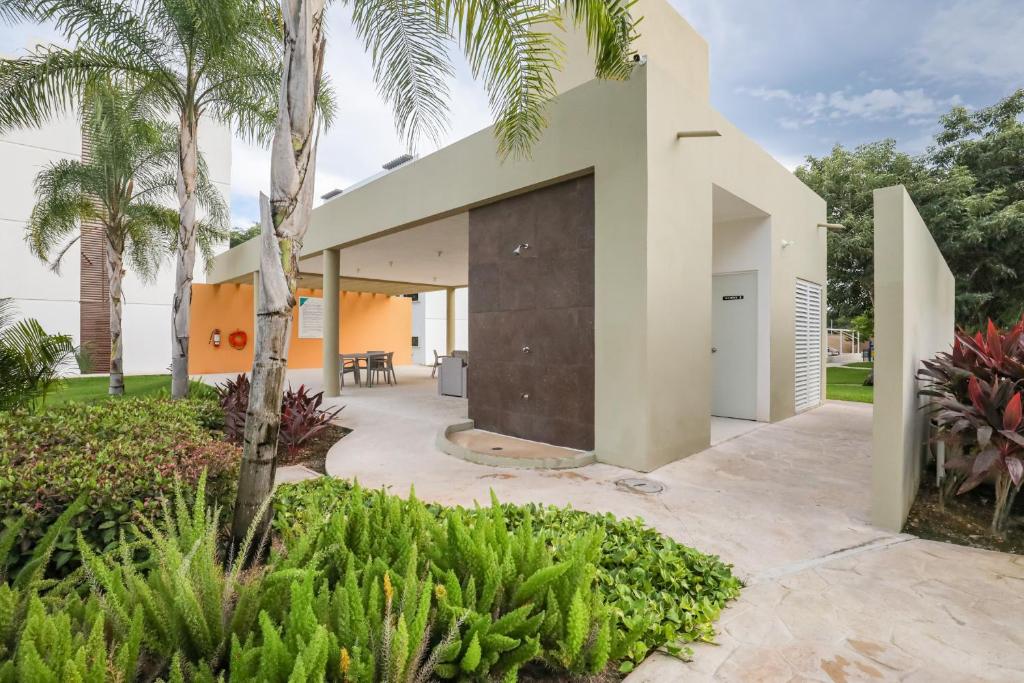 Departamento Lirios Residencial para 5 Alberca - 2