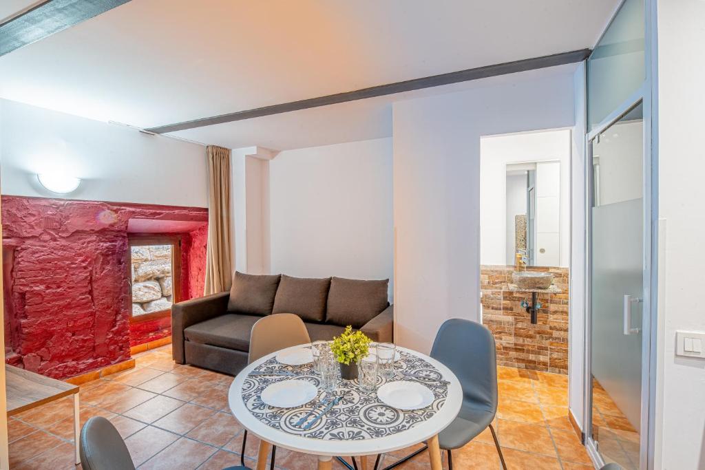 Apartamento 1 en la muralla romana junto a la Catedral - 1